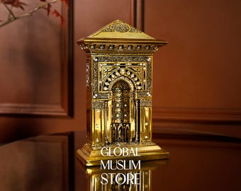 Islamic Art Decor Gift | Gold Triangular Mihrab Decorative Figurine | Islamic Prayer Niche-Inspired Home Decor | Muslim Present | Muslim Art