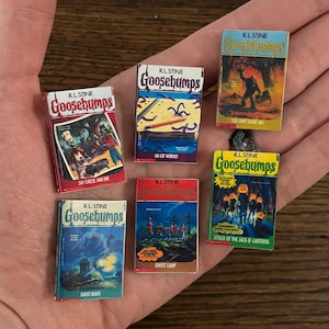 Goosebumps Classics - Mini Book Magnets (6 Book Bundle)