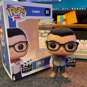 CUSTOM POP figure from PHOTOS/ Personalized pop-style figure / Custom figure for Gifts/ free accessories image 3