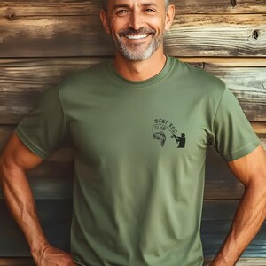 Bent Rod Club Graphic Pocket Fishing Tee, soft unisex shirt, outdoorsman shirt, boat and dock ready, dad gift, bass or trout lover