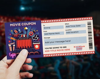 Peut inclure: Un coupon de cinéma bleu et rouge avec une illustration de cinéma de dessin animé. Le coupon a des espaces à remplir avec le nom du destinataire, le nom de l'expéditeur, un message, le titre du film, la date et l'heure, et le lieu. Le texte "C'est l'heure du cinéma !" est imprimé sur le coupon.