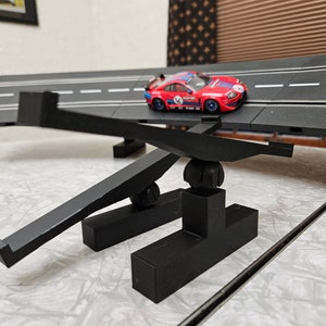 Support 3D Pour Circuits De Voitures Slot Carrera GO!!! - Accessoire Piste (Réf. 20061642)