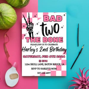 Modèle d'Invitation d'anniversaire Bad Two The Bone, Invitation fille Bad Two the Bone, Invitation fille patineuse