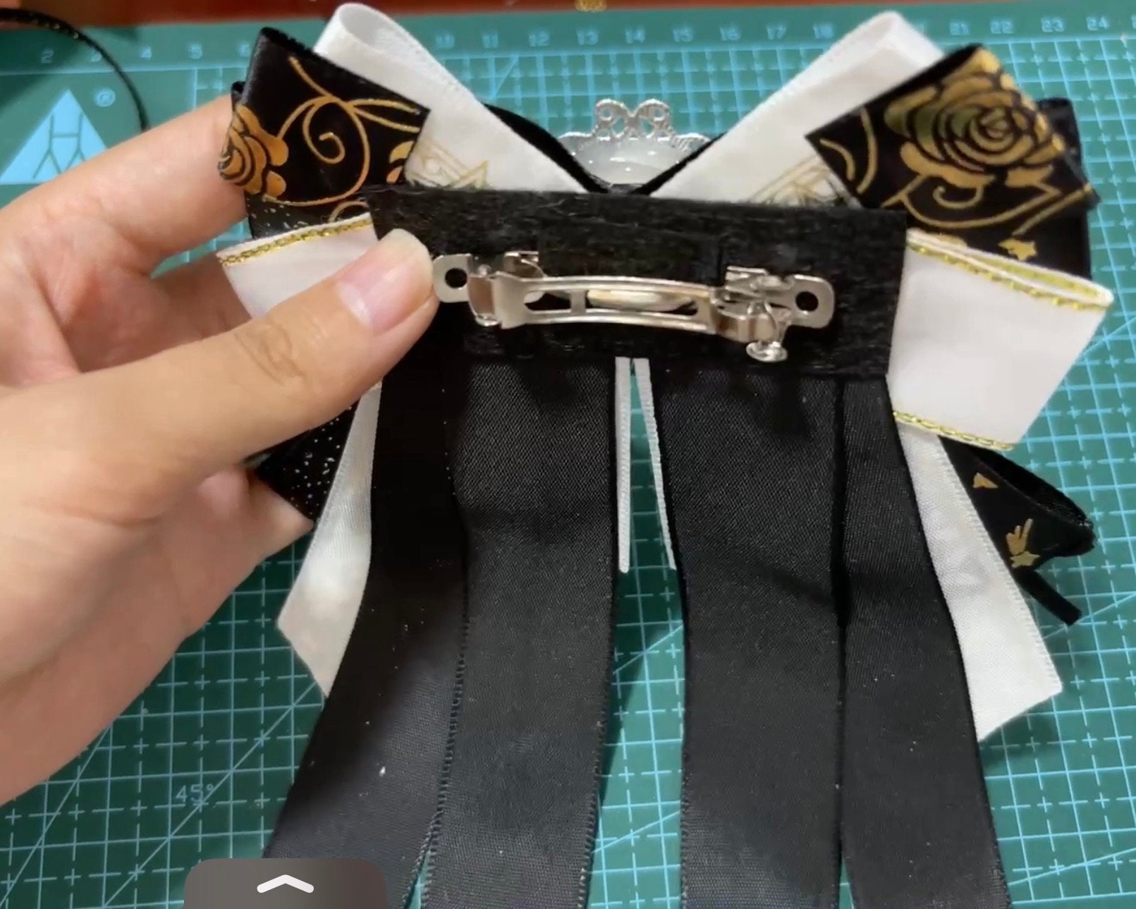 Handmade Black Bow Clip| Lolita Fashion| Kawaii Ribbon| Hair  display picture 2