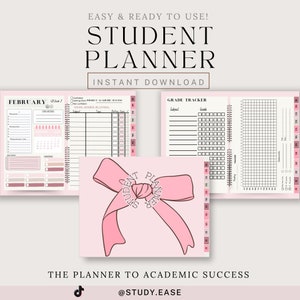 Puede incluir: Un planificador estudiantil rosa y blanco con un lazo de cinta rosa y el texto "STUDENT PLANNER" en un círculo blanco. El planificador tiene un calendario mensual, un rastreador de calificaciones y una sección para la planificación de proyectos. El texto "THE PLANNER TO ACADEMIC SUCCESS" está en la parte inferior de la imagen, junto con el nombre de usuario de las redes sociales "@STUDY.EASE".