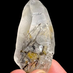 199 Carat Unique Rutilated Inside LASER QUARTZ With Rainbow Crystal Specimen From PAKISTAN