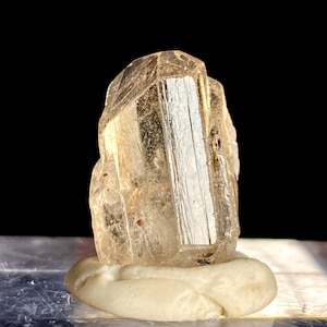 29 Carat Unique Rare Unheated Terminated TOPAZ Crystal From Skardu Mine, PAKISTAN