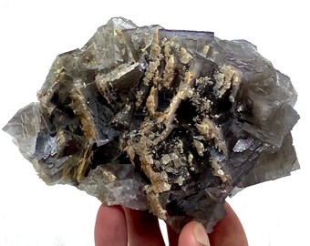 Fluorite with Calcite Crystal Specimen: Kharan Mine, Pakistan