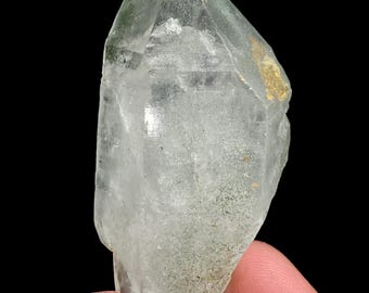 パキスタン産、77グラムのユニークな緑泥石水晶標本 - Etsy 日本