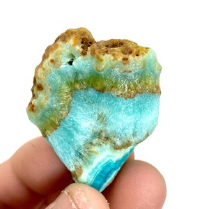 108 karat unikt naturligt format bandat SMITHSONIT-prov från AFGHANISTAN