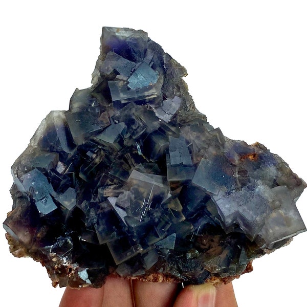 Fluorita cúbica fantasma única extremamente rara de 327 gramas com amostra de cristal de calcita do Paquistão