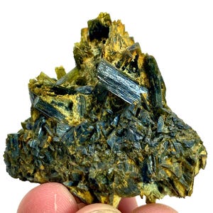 316 Carat UNIQUE Rare EPIDOTE Crystal Cluster Specimen From PAKISTAN