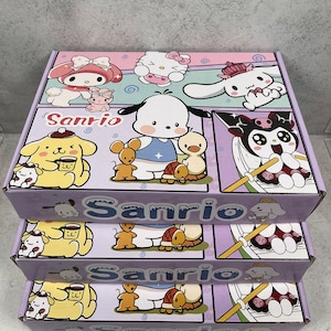 Box Kawaii Sanrio, personnages adorables, papeteries magiques et une touche de nostalgie. Exprimez votre amour pour Cinnamoroll et My Melody