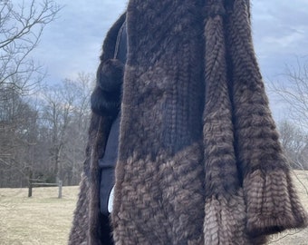 La Fiorentina Knitted MINK Fur Poncho Cape Good Pom Poms Colorblock Mink fur wrap