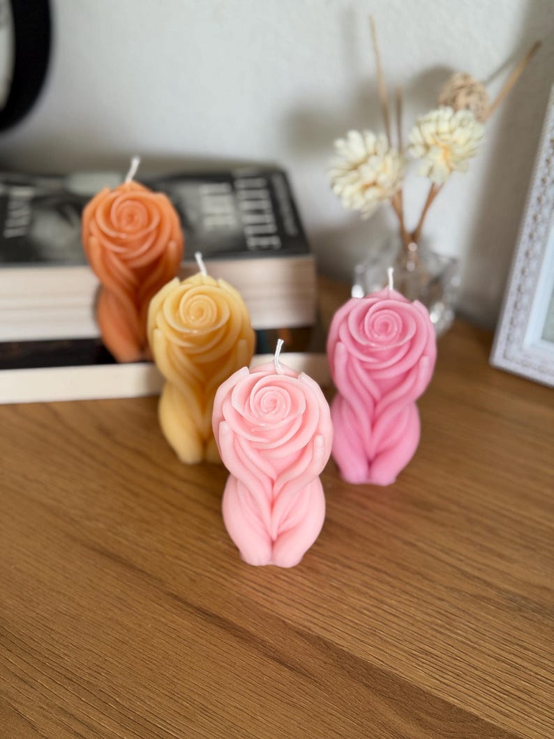 Świeca sojowa Yoni Rose Vulva Shape Body Positive Decor, świeca artystyczna dla bogini, wyjątkowy, uwodzicielski prezent na wieczór panieński, dekoracja promująca dobre samopoczucie seksualne zdjęcie 15