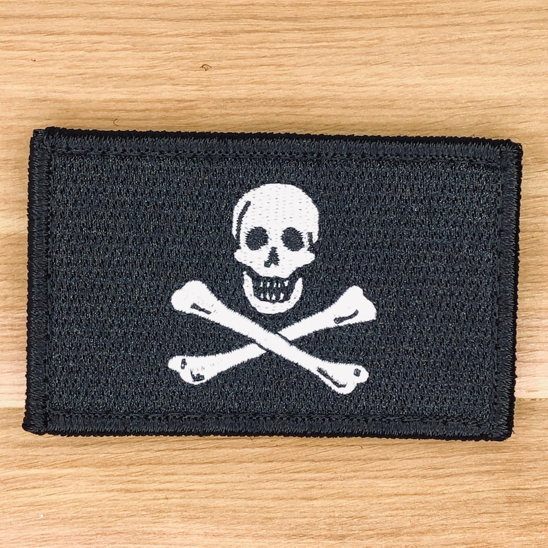 Jolly Roger Flag Patch morale tactical Movie Prop Display Cosplay Pirates Skull and Bones Calico Jack Totenkopf Crossbones Liberty of Death image 9