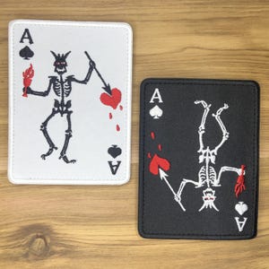 Patch Tático Esqueleto Ás de Espadas – Insígnia de Moral Militar