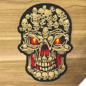 Parche moral de calavera de esqueleto