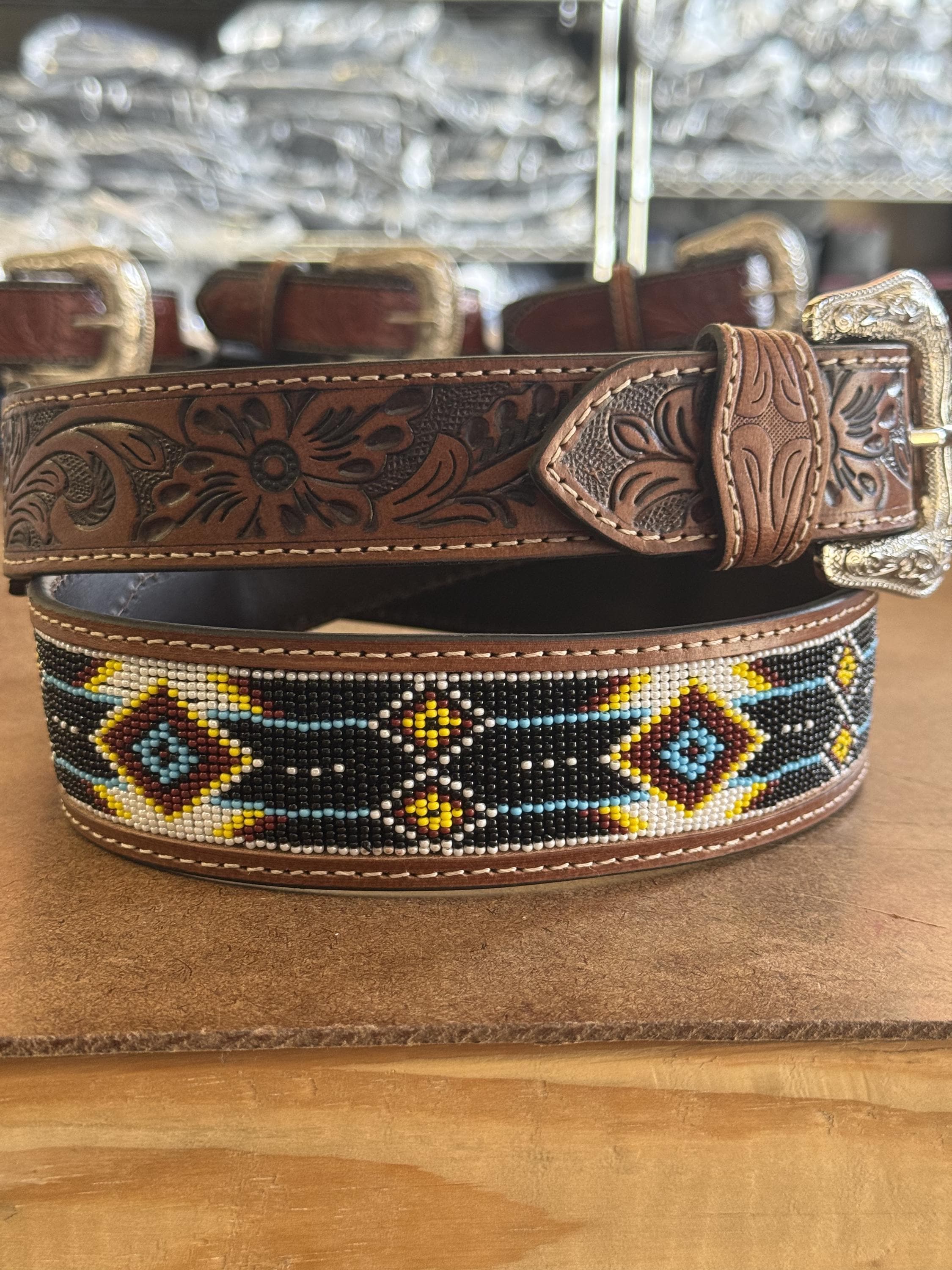 Western Beaded Full Grain Leather Cowboy Cowgirl Tooled Belt  display picture 2