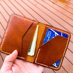 billetera de cuero, billetera minimalista, billetera de hombre, billetera unisex, billetera de mujer, bifold, slim fold, tarjetero, accesorios de cuero natural.