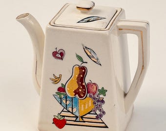 Vintage1940s Thames hand-painted teapot