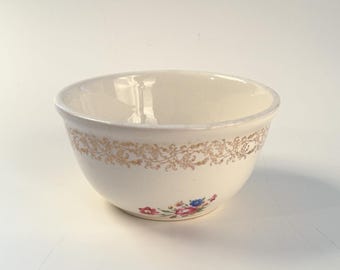 Vintage 1930s Stetson 7" mixing bowl