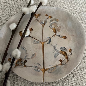 Clay plate, candle plate, jewelry plate, clay plate, witchy home, decor, boho decor, flower plate, botanical plate, ring plate, gift
