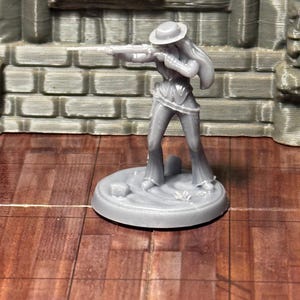 Western Elf Gunslinger – 28mm Fantasy Miniature | M3DM Exclusive | Resin Printed for TTRPGs & Display