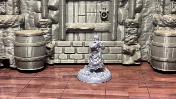 Halfling Bard Miniature | 28mm Scale 3D Printed Halfling Musician | D&D Pathfinder Resin Miniature | Siraya Tech Tenacious Easy Grey