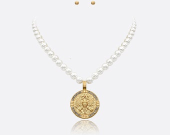 Timeless Bold Coin Pendant Pearl Necklace Set, Gold Statement Chunky Coin Necklace, Vintage Coin Pendant Jewelry