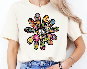 Retro Groovy Peace Sign Daisy T-Shirt, Hippie Soul Festival Outfit Gift