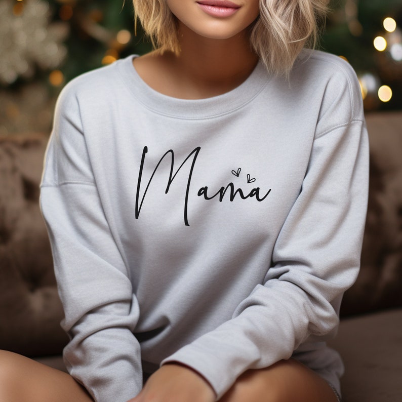 Custom Mama Sweatshirt with Kids Name on Sleeve, Mama Crewneck, 1st Mothers Day Gift for Mom, Minimalist Mama image 3