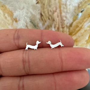 dachshund/ dog/ stud earring/ 925 sterling silver/ handmade/cure jewelry/gifts for her