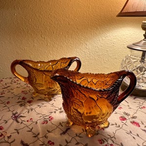 Vintage Indiana Glass Sweet Pear Creamer and Sugar Set - Burnt Honey