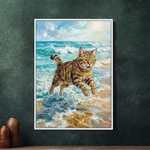 Op de afbeelding: Een witte keramische mok met een zwart handvat en de tekst "But First, Coffee" in een vetgedrukte, zwarte letter. De mok staat tegen een vage achtergrond, wat een gezellige omgeving suggereert. De mok is ongeveer 10 cm hoog.