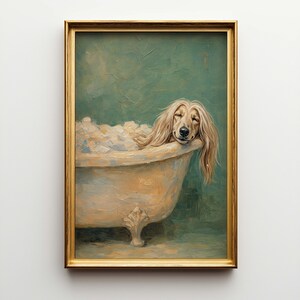 Peut inclure: Peinture encadrée d'un chien aux longs cheveux se relaxant dans une baignoire à pieds de lion remplie de bulles. Le chien a les yeux fermés, la tête posée sur le bord de la baignoire. Le tableau est dans un cadre doré, sur fond vert d'eau.