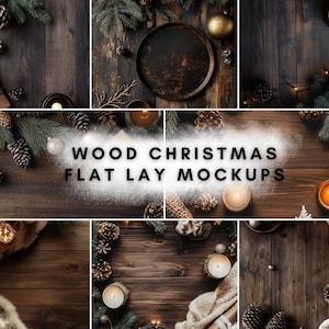 以下が含まれることがあります： 木製の背景に、松の枝、オーナメント、キャンドル、木製トレイなど、さまざまなクリスマスの装飾が施された、フラットレイのモックアップのコレクションです。画像の中央には、「WOOD CHRISTMAS FLAT LAY MOCKUPS」というテキストが表示されています。