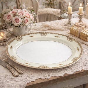 Bandeja vintage Nikko en marfil y oro con motivo "Aniversario".