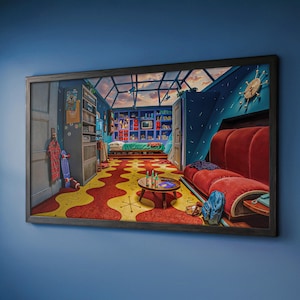 Puede incluir: Un dormitorio colorido y ecléctico con un sofá rojo, una cama con una manta de estampado azul y blanco y una alfombra estampada. La habitación tiene un tragaluz y una estantería con libros y objetos decorativos.