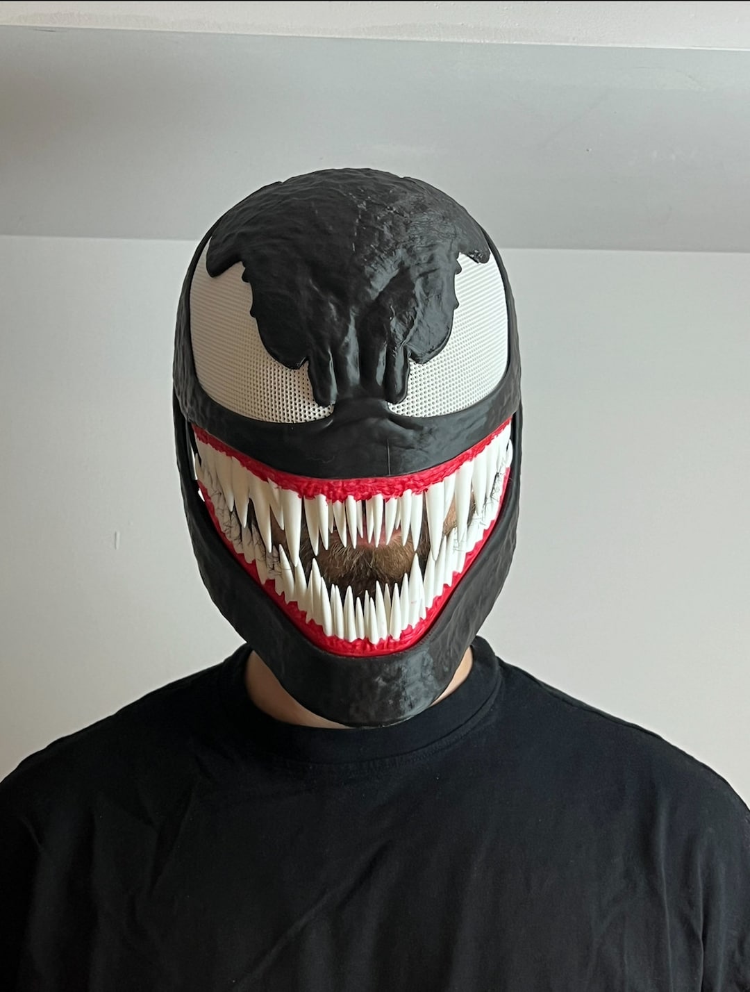 ヴェノムマスク Venom Mask With Moving Jaw - Full Face Cosplay Accessory - 3D