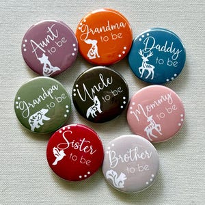 Animal Baby Shower Pinback Buttons - Party Pins, Gender Reveal pins, Mommy to be party favor for Woodland animals, enchanted forest themes