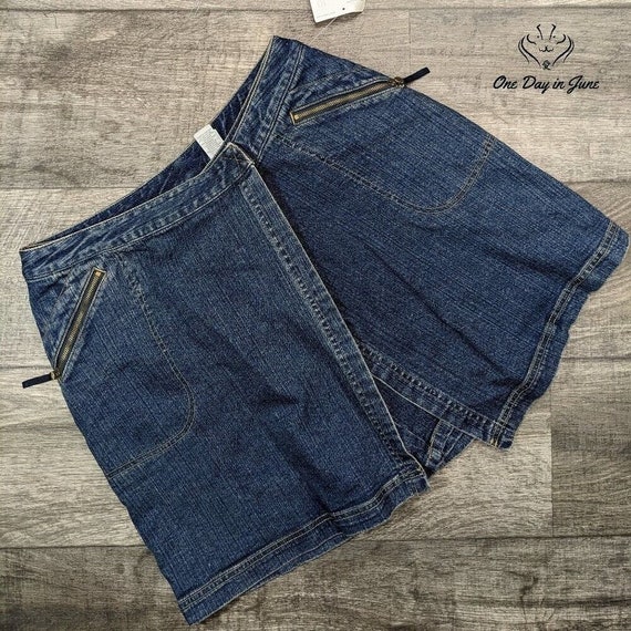 Liz Claiborne Wrap Denim Skort Size 10 - image 1