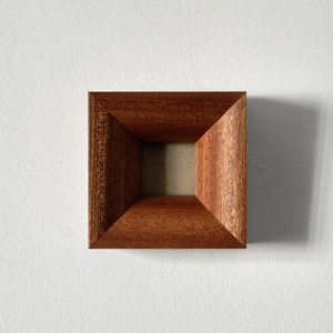 Cadre photo en bois / Acajou / Bois massif, profil simple