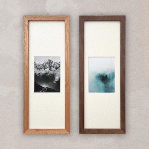 Pode incluir: Um conjunto de três canecas de cerâmica com acabamento fosco e salpicado. As canecas são em tons de creme, cinza claro e cinza escuro. Cada caneca tem um design simples e minimalista, perfeito para café ou chá.
