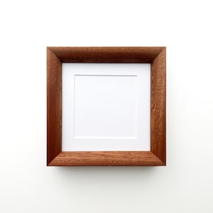 Marco de fotos elegante, madera maciza de caoba, diseño clásico imagen 2