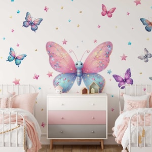 Leuke vlinder muursticker voor kinderkamerdecoratie - kleurrijke meisjes slaapkamerdecoratie - babykamerdecoratie en kraamcadeau speelkamersticker muursticker