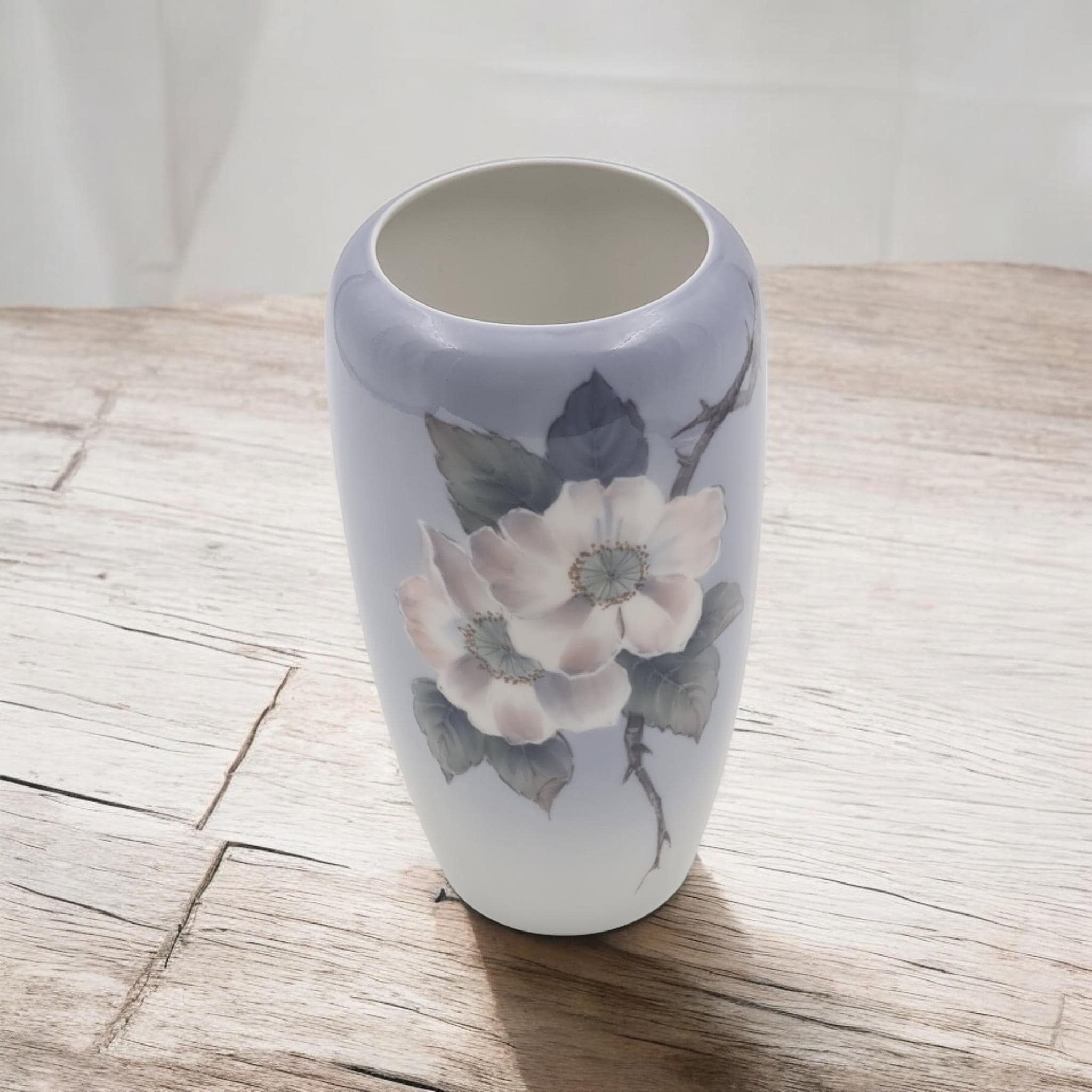 Vase Vert en Grès - Obstinnée - Céramique Artisanale Française Vase Vert en Grès - Obstinnée - Céramique Artisanale Française