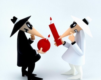 Spy vs. Spy Figurines: Mad Magazine Collectible Set