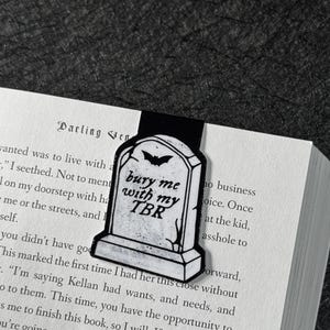 Begraben Sie mich - magnetisches Lesezeichen | TBR Lesezeichen | Dark Romance magnetisches Lesezeichen | Schickes Booktok Lesezeichen | Von Feinden zu Liebenden | Gothic Lesezeichen