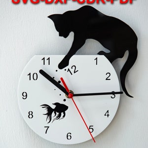 Horloge drôle chat et poisson rouge découpée au laser fichier Svg Dxf Pdf Cricut camée La découpeuse laser fait une belle horloge fantaisie - très rapide à faire -